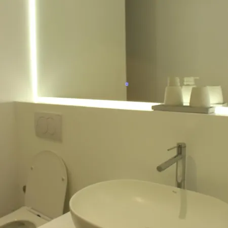 Modern Top Floor Apartment With Private Rooftop Terrace * 塞拉耶佛