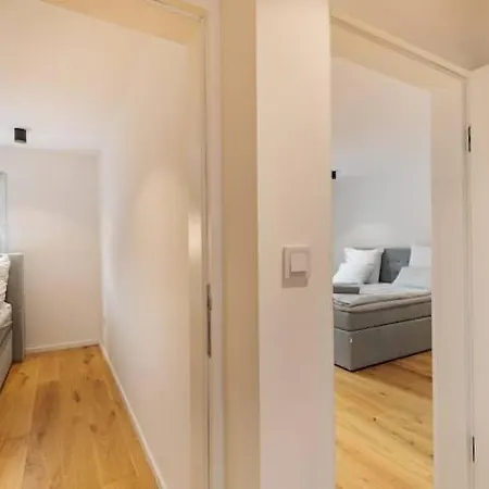 Modern Floor With Private Rooftop Terrace * 塞拉耶佛