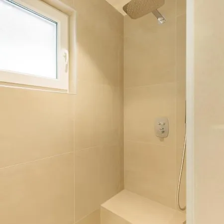 公寓 Modern Floor With Private Rooftop Terrace 塞拉耶佛